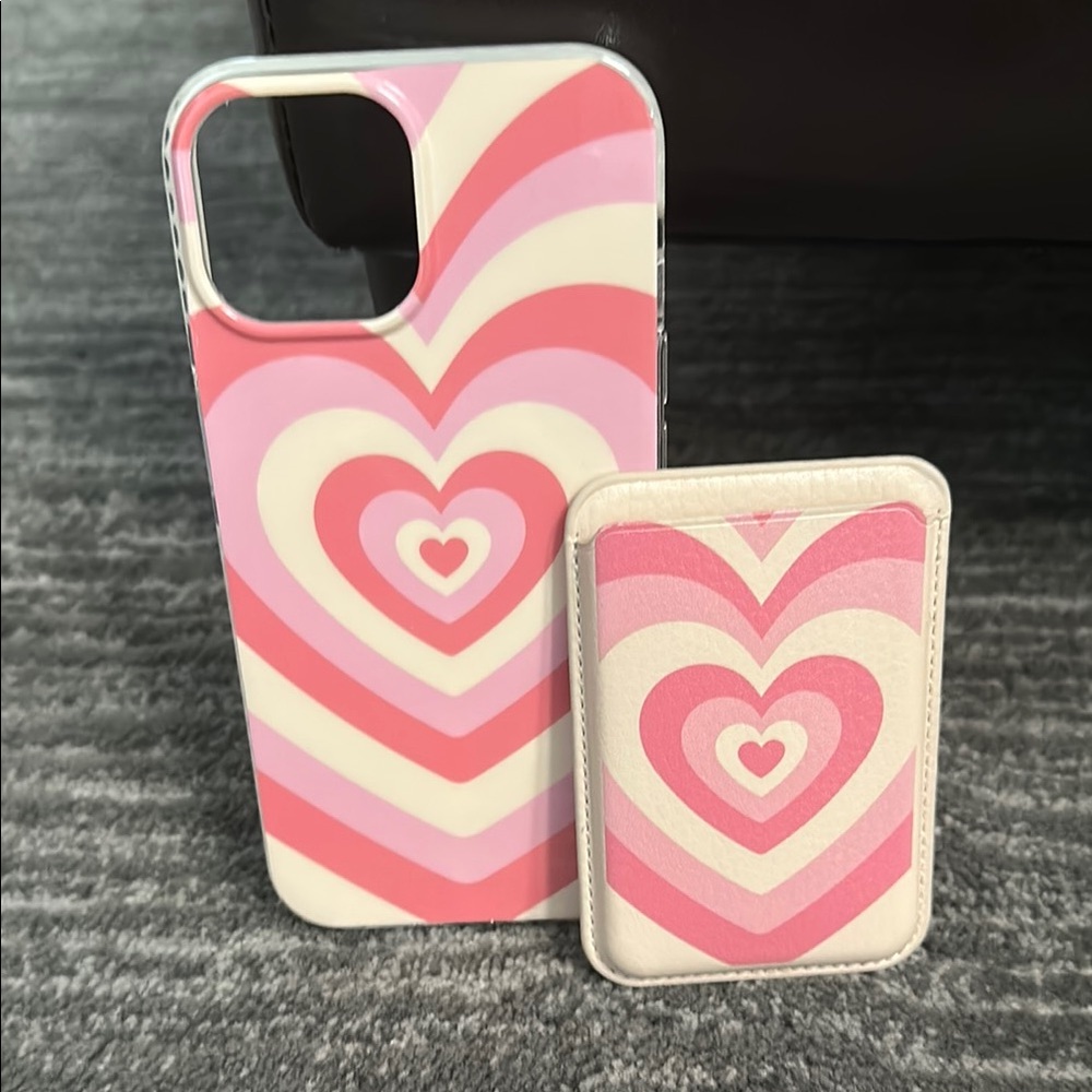 Pink Heart Pattern Phone Case - Picture 2 of 8